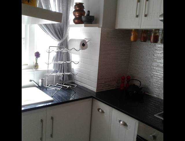 0.5 BEDROOM FLAT TO LET IN NORTH BEACH